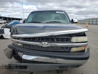 2000 Chevrolet Silverado 1500 with VIN 2GCEC19V5Y1389820, listed as a Copart auction lot 47005935 with 116,834 mi miles and Salvage Title. Bid and sale history available at carsss.com. Image 5.