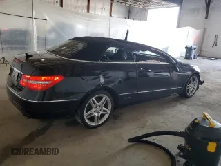 2013 Mercedes-Benz E 350 with VIN WDDKK5KF0DF214786, listed as a Copart auction lot 52063725 with 215,760 mi miles and Salvage title. Bid and sale history available at DreamBid. Image 3.
