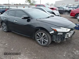 2020 Nissan Maxima SV with VIN 1N4AA6CV1LC366750, listed as a IAAI auction lot 40783161 with 101,880 mi miles. Bid and sale history available at carsss.com. Image 1.
