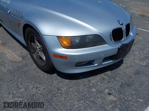 1996 BMW 3 Series Z3 1.9 with VIN 4USCH7326TLB70570, listed as a IAAI auction lot 42178179 with 84,341 mi miles and . Bid and sale history available at carsss.com. Image 6.