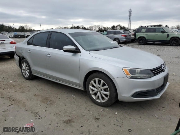 2014 Volkswagen Jetta Sedan SE with VIN 3VWD07AJ2EM360535, listed as a Copart auction lot 49249505 with NaN miles and Clean Title. Bid and sale history available at carsss.com. Image 4.
