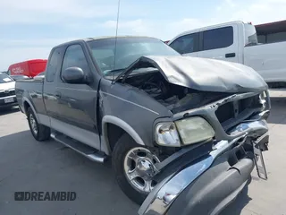 2002 Ford F-150 XL с VIN 1FTRX17W22NB51110, выставлен на аукционе IAAI как лот 42065464 с пробегом 346 583 миль миль и . История ставок и продаж доступна на DreamBid. Изображение 13.