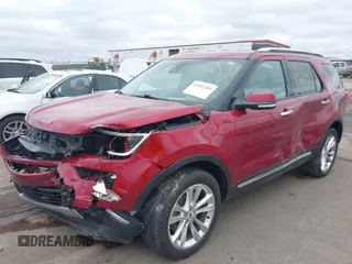 2018 Ford Explorer Limited z VIN 1FM5K8FH3JGC96020, wystawiony jako IAAI lot #41952203 z przebiegiem 77 174 mil mil oraz . Historia ofert i sprzedaży dostępna na DreamBid. Obrazek 17.