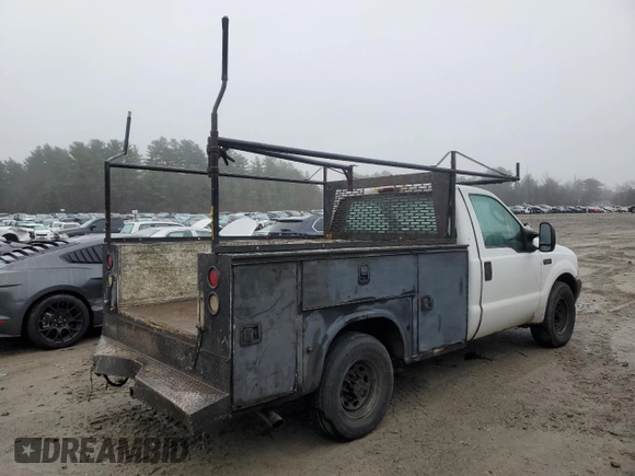 2004 Ford F-250 with VIN 1FDNF20L84ED91655, listed as a Copart auction lot 84232294 with 347,625 mi miles and Clean title. Bid and sale history available at DreamBid. Image 3.