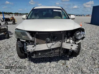 2014 Nissan Pathfinder Platinum with VIN 5N1AR2MN6EC728032, listed as a Copart auction lot 61914055 with 101,941 mi miles and Salvage title. Bid and sale history available at DreamBid. Image 5.
