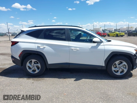 2024 Hyundai Tucson SEL with VIN 5NMJBCDE9RH339164, listed as a IAAI auction lot 42141110 with 30,230 mi miles and . Bid and sale history available at carsss.com. Image 14.