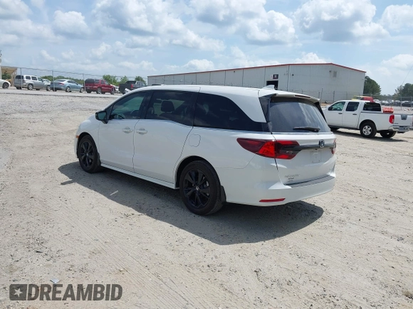 2024 Honda Odyssey Sport with VIN 5FNRL6H78RB064563, listed as a IAAI auction lot 42071907 with 7,628 mi miles and . Bid and sale history available at DreamBid. Image 3.