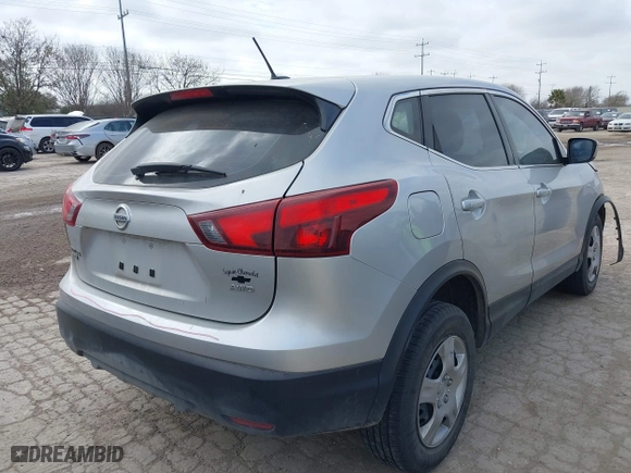 2018 Nissan Rogue Sport SV with VIN JN1BJ1CR6JW263293, listed as a IAAI auction lot 41740293 with 233,641 mi miles. Bid and sale history available at carsss.com. Image 4.