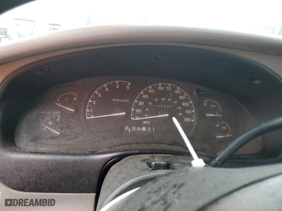 1998 Ford Ranger XL with VIN 1FTYR10C1WPA44856, listed as a Copart auction lot 43667295 with 239,330 mi miles and Clean Title. Bid and sale history available at carsss.com. Image 9.