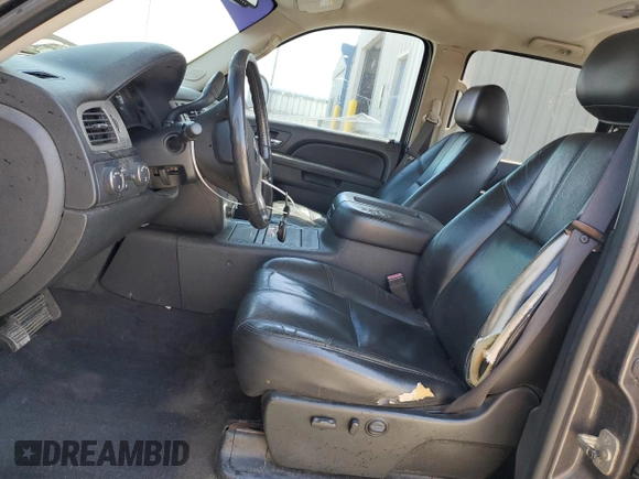 2010 GMC Sierra 1500 SLT with VIN 3GTRKWE38AG160082, listed as a Copart auction lot 52681465 with 251,363 mi miles and Salvage title. Bid and sale history available at DreamBid. Image 7.