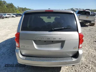 2018 Dodge Grand Caravan SXT z VIN 2C4RDGCG5JR307118, wystawiony jako Copart lot #53602125 z przebiegiem 119 846 mil mil oraz Szkoda całkowita • Salvage title. Historia ofert i sprzedaży dostępna na DreamBid. Obrazek 6.