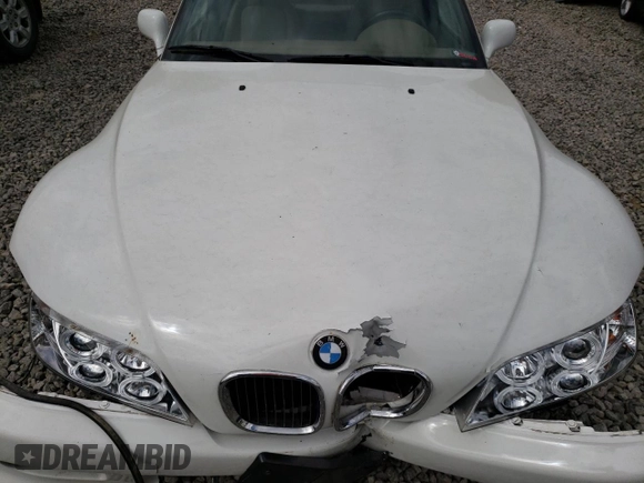 2000 BMW Z3 2.5 z VIN 4USCH9340YLG03496, wystawiony jako Copart lot #70895974 z przebiegiem 115 664 mil mil oraz Szkody całkowita. Historia ofert i sprzedaży dostępna na DreamBid. Obrazek 11.