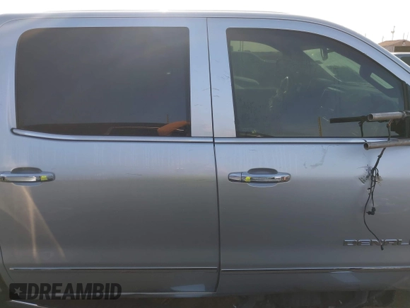 2017 GMC Sierra 2500HD Denali with VIN 1GT12UEY2HF192132, listed as a IAAI auction lot 42094570 with 119,361 mi miles and . Bid and sale history available at DreamBid. Image 14.