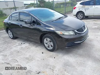 2013 Honda Civic LX z VIN 2HGFB2F54DH511717, wystawiony jako IAAI lot #42395720 z przebiegiem 112 971 mil mil oraz . Historia ofert i sprzedaży dostępna na DreamBid. Obrazek 1.