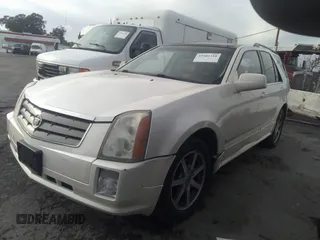 2004 Cadillac SRX with VIN 1GYEE63A040146994, listed as a IAAI auction lot 35501334 with 206,073 mi miles. Bid and sale history available at carsss.com. Image 2.