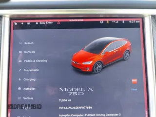 2017 Tesla Model X 90D z VIN 5YJXCAE25HF077689, wystawiony jako IAAI lot #42138029 z przebiegiem 71 574 mil mil oraz . Historia ofert i sprzedaży dostępna na DreamBid. Obrazek 7.