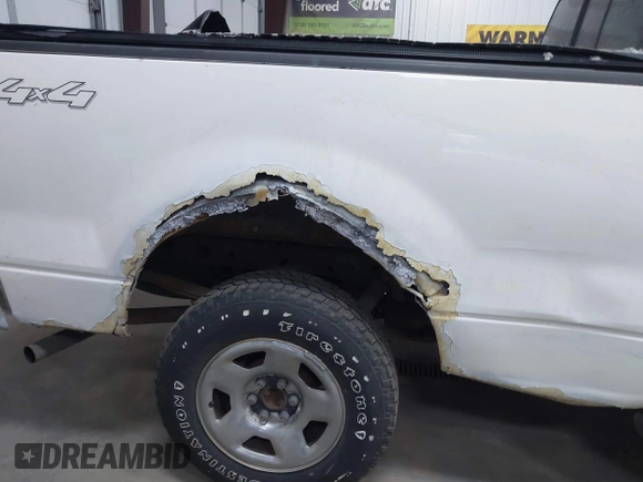 2007 Ford F-150 XLT with VIN 1FTPX14V67FA70678, listed as a IAAI auction lot 41820241 with 222,056 mi miles. Bid and sale history available at carsss.com. Image 6.