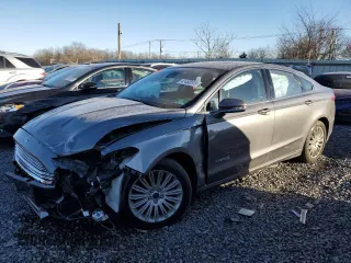 2013 Ford Fusion SE Hybrid with VIN 3FA6P0LU1DR232204, listed as a Copart auction lot 41450515 with 87,616 mi miles and Salvage Title. Bid and sale history available at DreamBid. Image 1.