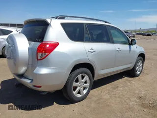 2007 Toyota RAV4 Limited with VIN JTMZK31V375008409, listed as a IAAI auction lot 42028208 with 206,802 mi miles. Bid and sale history available at carsss.com. Image 4.