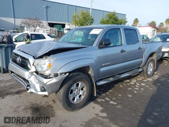 2014 Toyota Tacoma PreRunner with VIN 3TMJU4GN0EM163253, listed as a IAAI auction lot 41559780 with 155,883 mi miles. Bid and sale history available at carsss.com. Image 17.