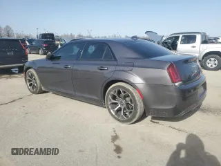 2016 Chrysler 300 S z VIN 2C3CCABG6GH167834, wystawiony jako Copart lot #48224735 z przebiegiem 93 777 mil mil oraz Szkoda całkowita • Salvage title. Historia ofert i sprzedaży dostępna na DreamBid. Obrazek 2.