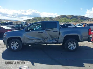 2021 Chevrolet Colorado 2WD Work Truck z VIN 1GCGSBEA5M1130412, wystawiony jako IAAI lot #41935021 z przebiegiem 56 475 mil mil oraz . Historia ofert i sprzedaży dostępna na DreamBid. Obrazek 14.