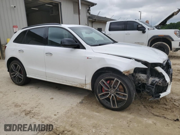 2017 Audi SQ5 Premium Plus with VIN WA1CCAFP0HA090670, listed as a Copart auction lot 59568085 with 106,057 mi miles and Salvage title. Bid and sale history available at DreamBid. Image 4.