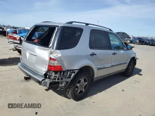 1998 Mercedes-Benz M-Class with VIN 4JGAB54E7WA041547, listed as a Copart auction lot 42334655 with 183,814 mi miles and Salvage Title. Bid and sale history available at carsss.com. Image 3.