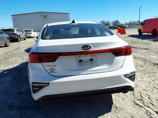 2019 Kia Forte LXS with VIN 3KPF24AD6KE012726, listed as a IAAI auction lot 41682048 with 65,695 mi miles. Bid and sale history available at carsss.com. Image 16.