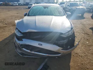 2020 Ford Fusion SE with VIN 3FA6P0HD4LR107933, listed as a Copart auction lot 57036905 with 54,590 mi miles and Non repairable. Bid and sale history available at DreamBid. Image 5.