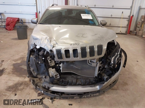 2019 Jeep Cherokee Limited with VIN 1C4PJMDX4KD217959, listed as a IAAI auction lot 41521547 with 30,153 mi miles and . Bid and sale history available at DreamBid. Image 6.
