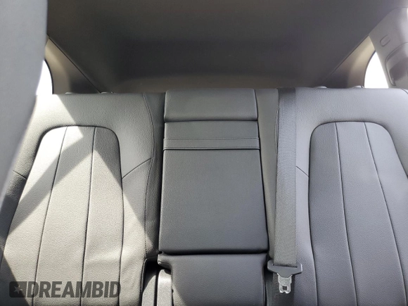 2022 Mercedes-Benz GLB 250 с VIN W1N4M4HB7NW180819, выставлен на аукционе Copart как лот 58469725 с пробегом 3 652 миль миль и Списание • Salvage title. История ставок и продаж доступна на DreamBid. Изображение 10.