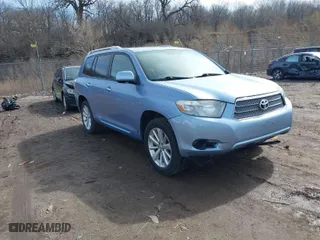 2008 Toyota Highlander Hybrid with VIN JTEEW41A982003915, listed as a IAAI auction lot 41757415 with 256,996 mi miles. Bid and sale history available at carsss.com. Image 1.