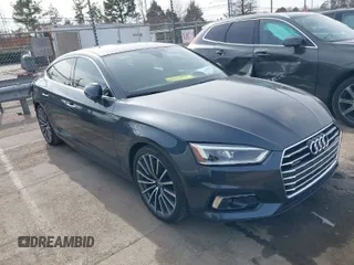 2018 Audi A5 Sportback Prestige z VIN WAUCNCF53JA021632, wystawiony jako IAAI lot #41618447 z przebiegiem 85 713 mil mil oraz . Historia ofert i sprzedaży dostępna na DreamBid. Obrazek 1.