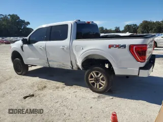 2021 Ford F-150 XL with VIN 1FTFW1E53MFB07307, listed as a Copart auction lot 82462784 with 70,171 mi miles and Salvage Title. Bid and sale history available at carsss.com. Image 2.