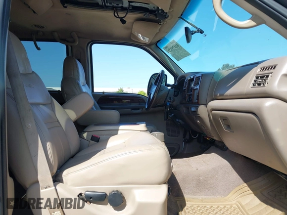2001 Ford Excursion Limited with VIN 1FMSU43F81EA00509, listed as a IAAI auction lot 42179732 with 314,776 mi miles and . Bid and sale history available at DreamBid. Image 5.
