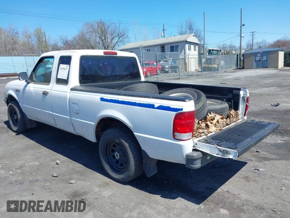 2000 Ford Ranger XL with VIN 1FTYR14V7YTA59819, listed as a IAAI auction lot 41995537 with 106,190 mi miles. Bid and sale history available at carsss.com. Image 3.