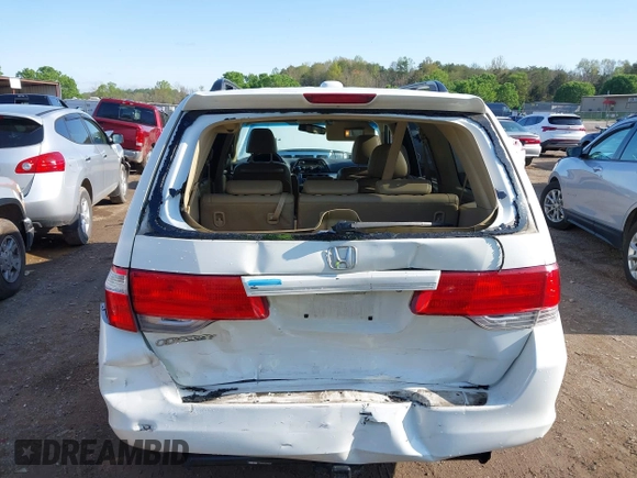2010 Honda Odyssey EX-L with VIN 5FNRL3H72AB097626, listed as a IAAI auction lot 41971185 with 185,048 mi miles. Bid and sale history available at carsss.com. Image 6.