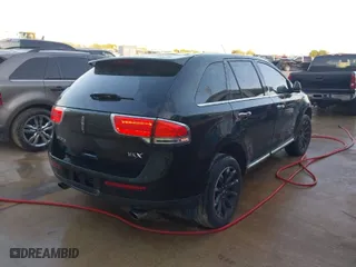 2011 Lincoln MKX with VIN 2LMDJ6JK3BBJ22855, listed as a IAAI auction lot 41961498 with 216,817 mi miles. Bid and sale history available at carsss.com. Image 4.