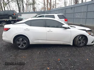 2022 Nissan Sentra SV with VIN 3N1AB8CV9NY231497, listed as a IAAI auction lot 42015906 with 31,792 mi miles and . Bid and sale history available at DreamBid. Image 13.