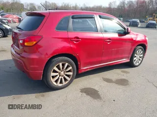 2011 Mitsubishi Outlander Sport SE with VIN JA4AR4AU3BZ019640, listed as a IAAI auction lot 42087359 with 199,791 mi miles. Bid and sale history available at carsss.com. Image 4.
