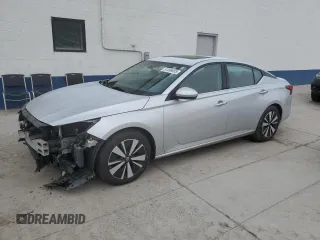 2019 Nissan Altima SL with VIN 1N4BL4EV7KC258714, listed as a Copart auction lot 51266935 with 44,184 mi miles and Salvage Title. Bid and sale history available at DreamBid. Image 1.
