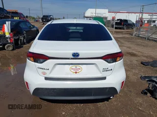 2024 Toyota Corolla Hybrid LE with VIN JTDBCMFEXR3055271, listed as a IAAI auction lot 41396359 with 8,654 mi miles. Bid and sale history available at carsss.com. Image 17.