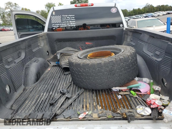 2012 Chevrolet Silverado 1500 LT with VIN 1GCNKSE08CZ133464, listed as a Copart auction lot 73629424 with 98,827 mi miles and Salvage Title. Bid and sale history available at DreamBid. Image 10.