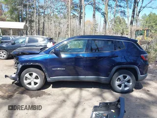 2017 Jeep Compass Latitude с VIN 3C4NJDBB7HT679661, выставлен на аукционе IAAI как лот 41886889 с пробегом 86 802 миль миль и . История ставок и продаж доступна на DreamBid. Изображение 14.