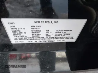 2023 Tesla Model Y Long Range z VIN 7SAYGDEE8PF826989, wystawiony jako IAAI lot #41615166 z przebiegiem 10 368 mil mil oraz . Historia ofert i sprzedaży dostępna na DreamBid. Obrazek 9.