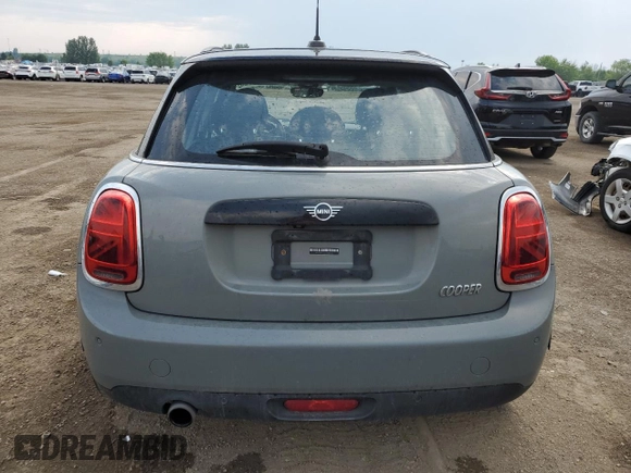 2021 MINI Hardtop 4 Door Oxford Edition with VIN WMWXU7C02M2N92256, listed as a Copart auction lot 62547725 with 175,453 mi miles and Clean title. Bid and sale history available at DreamBid. Image 6.