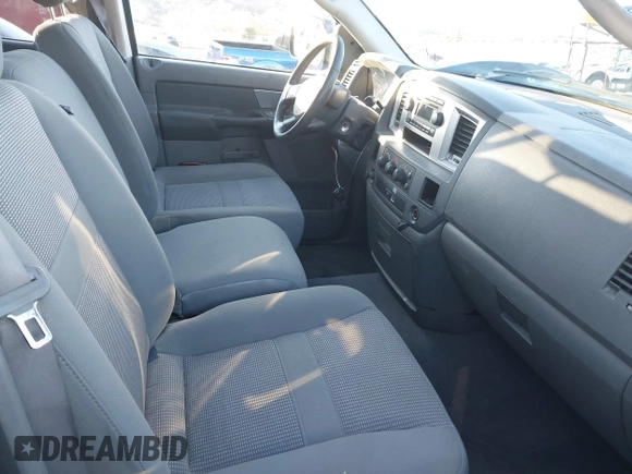 2007 Dodge Ram 2500 ST with VIN 3D7KR28CX7G710768, listed as a IAAI auction lot 41425262 with 201,395 mi miles. Bid and sale history available at carsss.com. Image 5.
