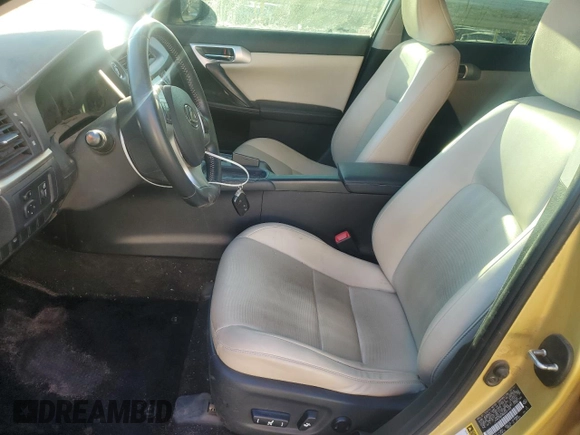 2011 Lexus CT 200h with VIN JTHKD5BH8B2041432, listed as a Copart auction lot 50559935 with 119,467 mi miles and Salvage title. Bid and sale history available at DreamBid. Image 7.