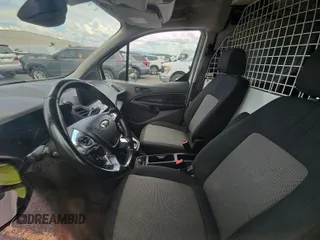 2019 Ford Transit Connect XL z VIN NM0LS7E28K1396540, wystawiony jako IAAI lot #42818829 z przebiegiem 83 782 mil mil oraz . Historia ofert i sprzedaży dostępna na DreamBid. Obrazek 20.